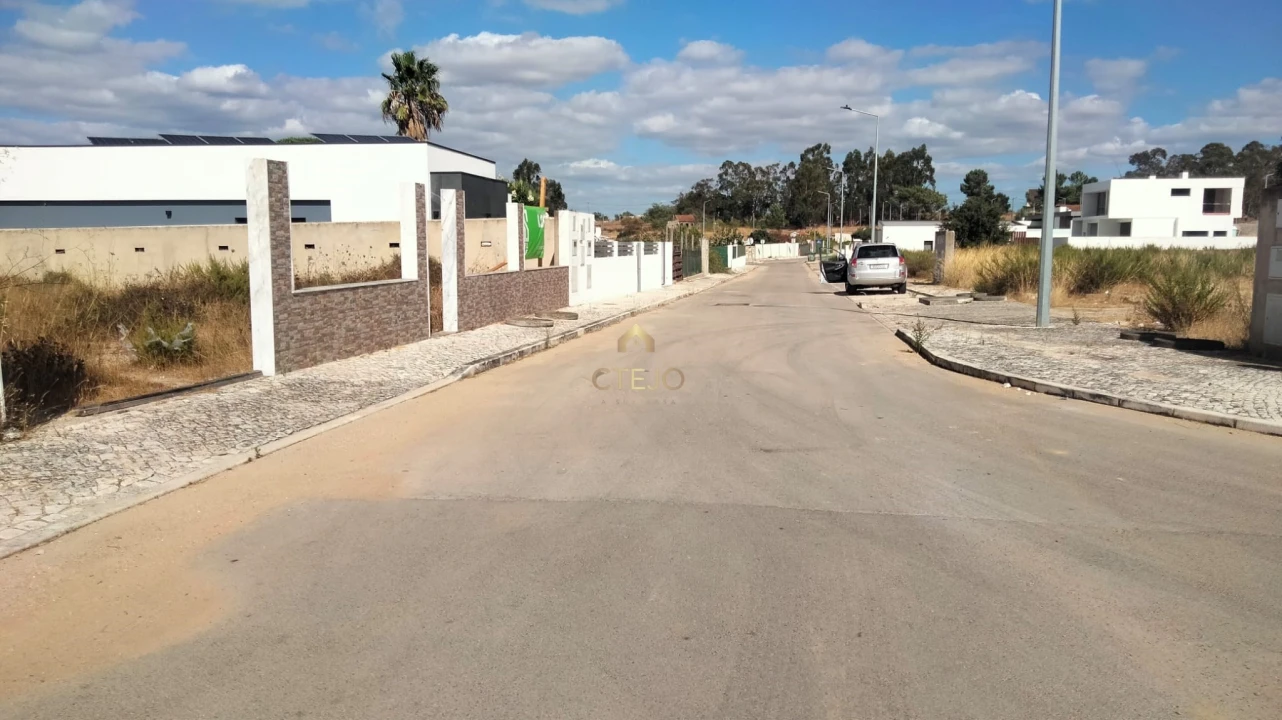Moradia T4 para Venda em Quinta do Anjo Foto 35