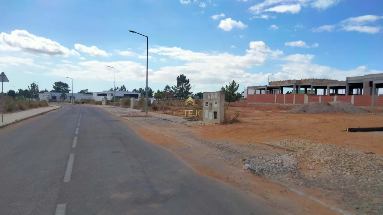 Moradia T4 para Venda em Quinta do Anjo Foto 34