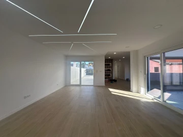 Moradia T4 para Venda em Quinta do Anjo