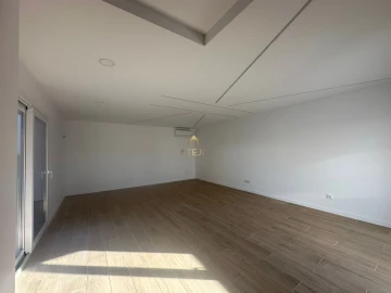Moradia T4 para Venda em Quinta do Anjo