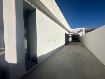 Moradia T4 para Venda em Quinta do Anjo