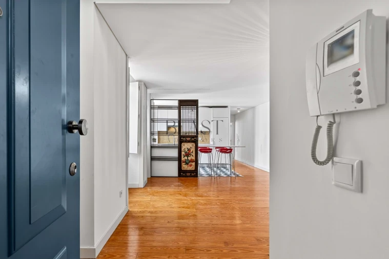 Apartamento T3 para Venda em São Vicente Foto 4