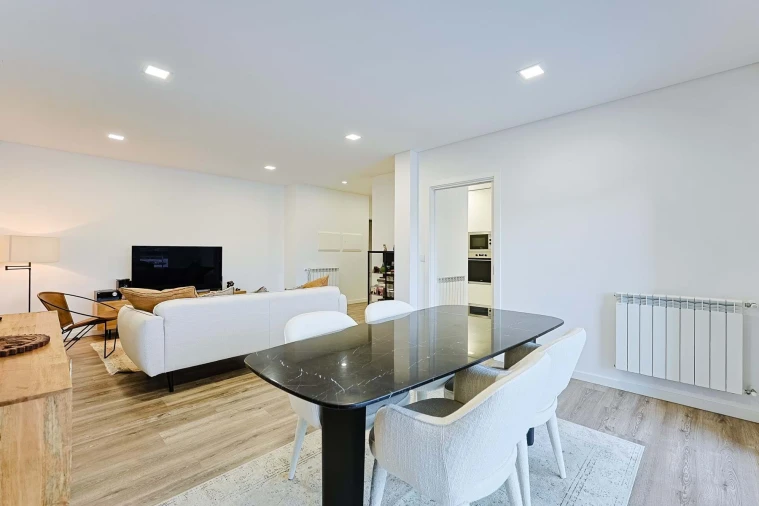 Apartamento T2 para Venda em Marinha Grande Foto 5