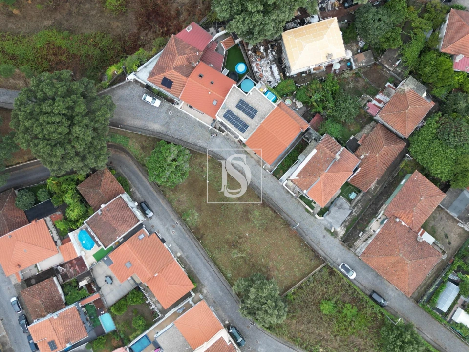 Terreno para Venda em Braga (Maximinos, Sé e Cividade) Foto 6