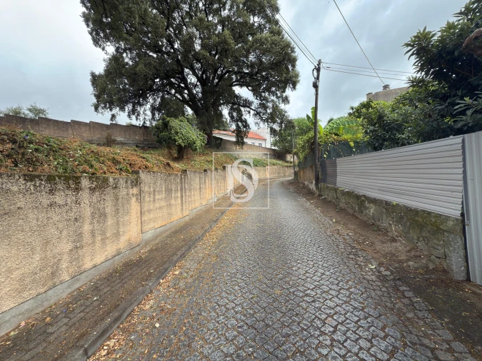 Terreno para Venda em Braga (Maximinos, Sé e Cividade) Foto 15