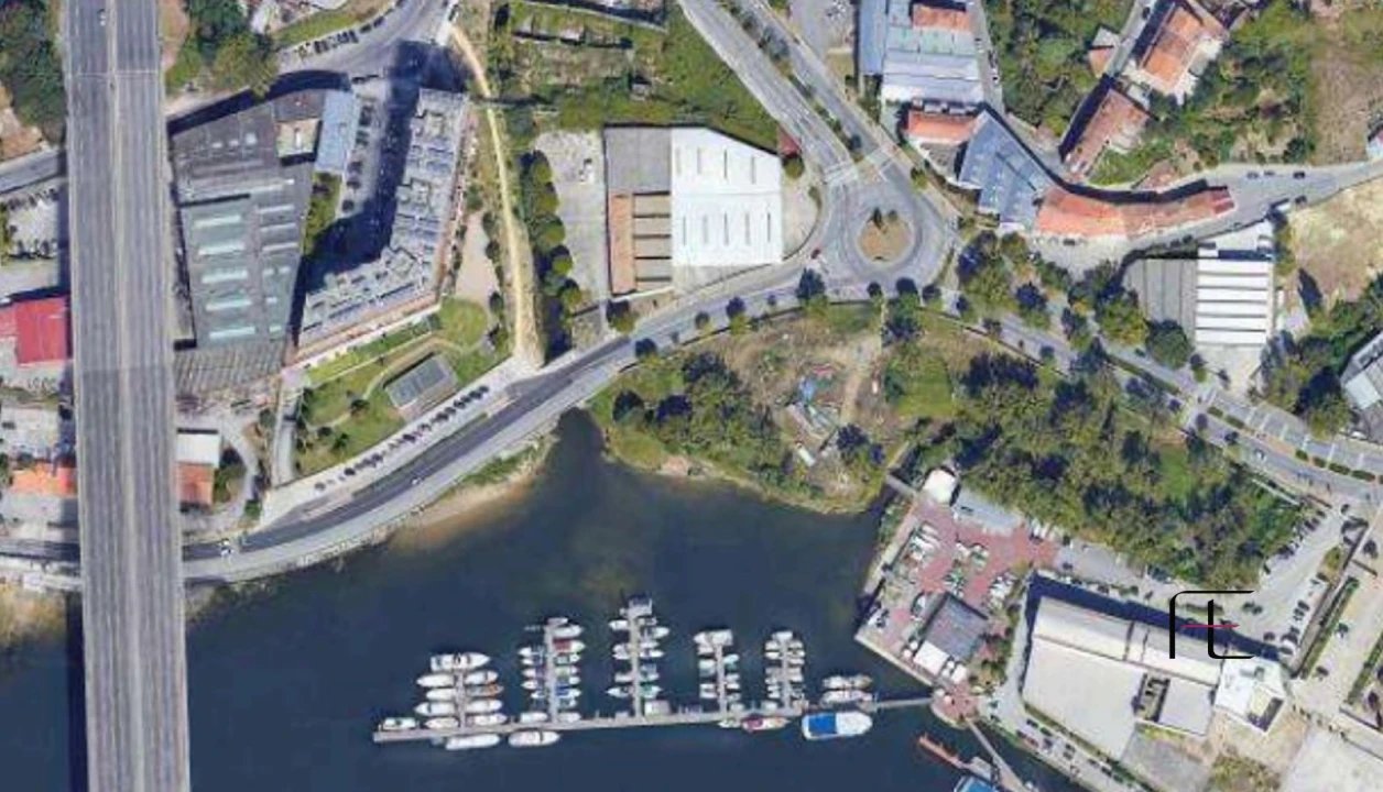 Apartamento T2 para Venda em Campanhã Foto 9