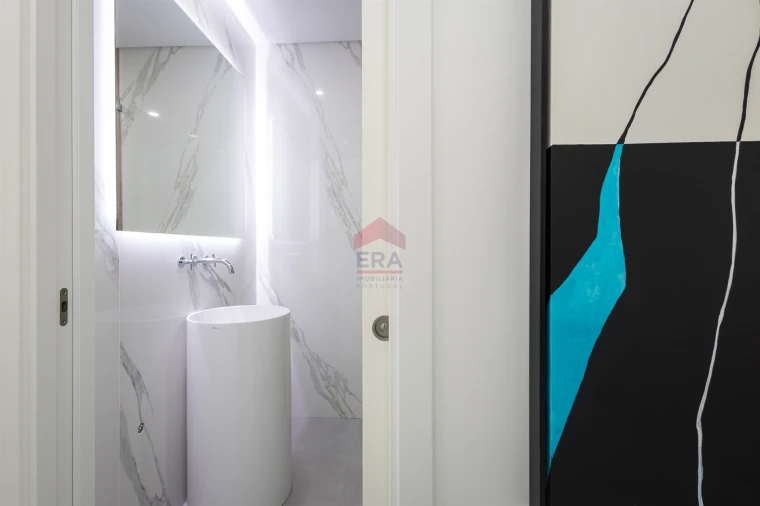 Apartamento T2 para Venda em Quarteira Foto 9