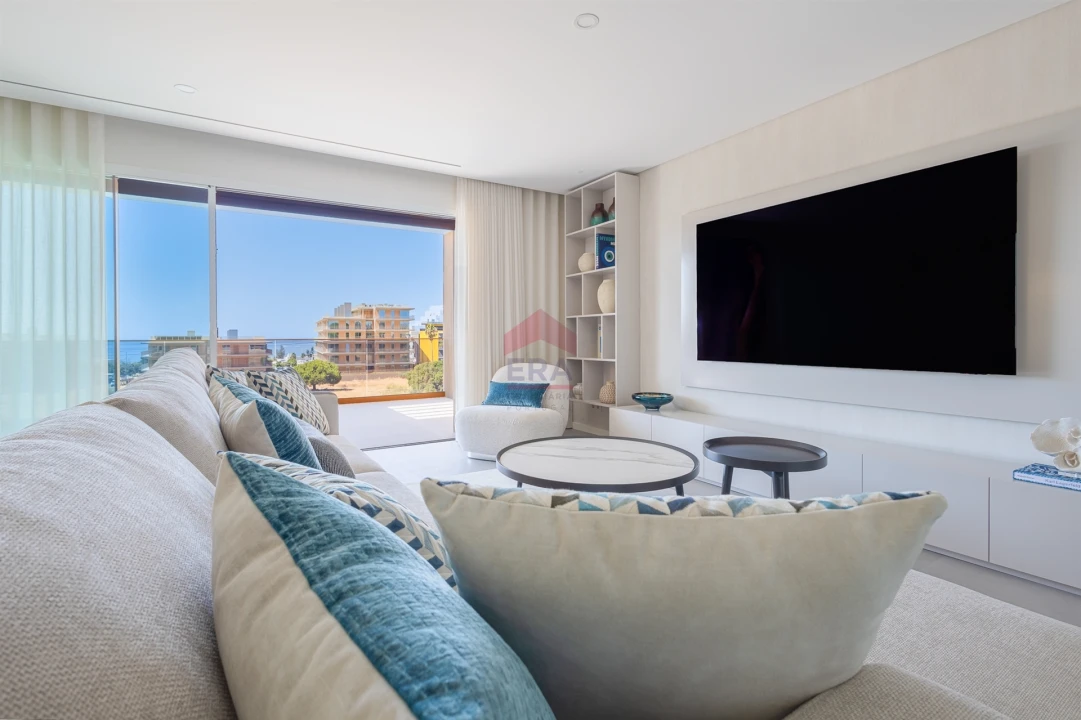 Apartamento T2 para Venda em Quarteira Foto 1
