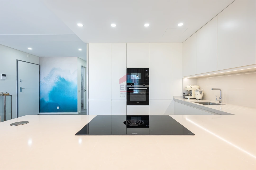 Apartamento T2 para Venda em Quarteira Foto 11