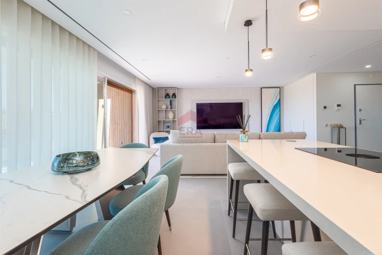 Apartamento T2 para Venda em Quarteira Foto 13