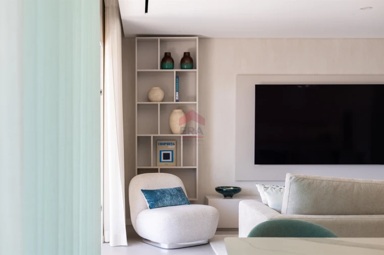 Apartamento T2 para Venda em Quarteira Foto 6