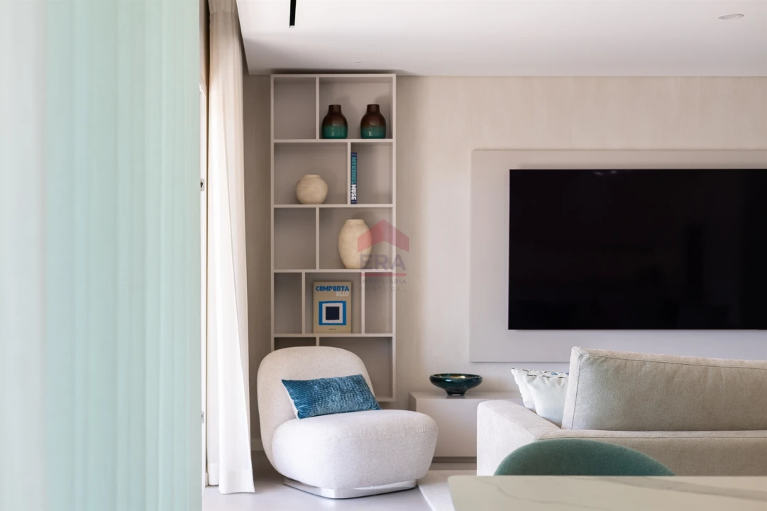 Apartamento T2 para Venda em Quarteira Foto 6