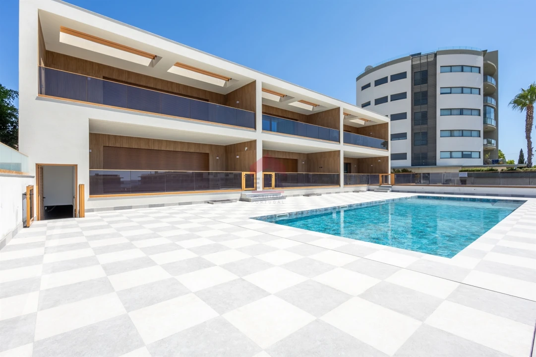 Apartamento T2 para Venda em Quarteira Foto 3