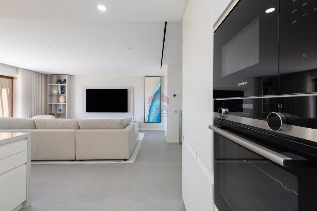Apartamento T2 para Venda em Quarteira Foto 10