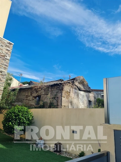 Moradia T0 para Venda em Aguas Santas
