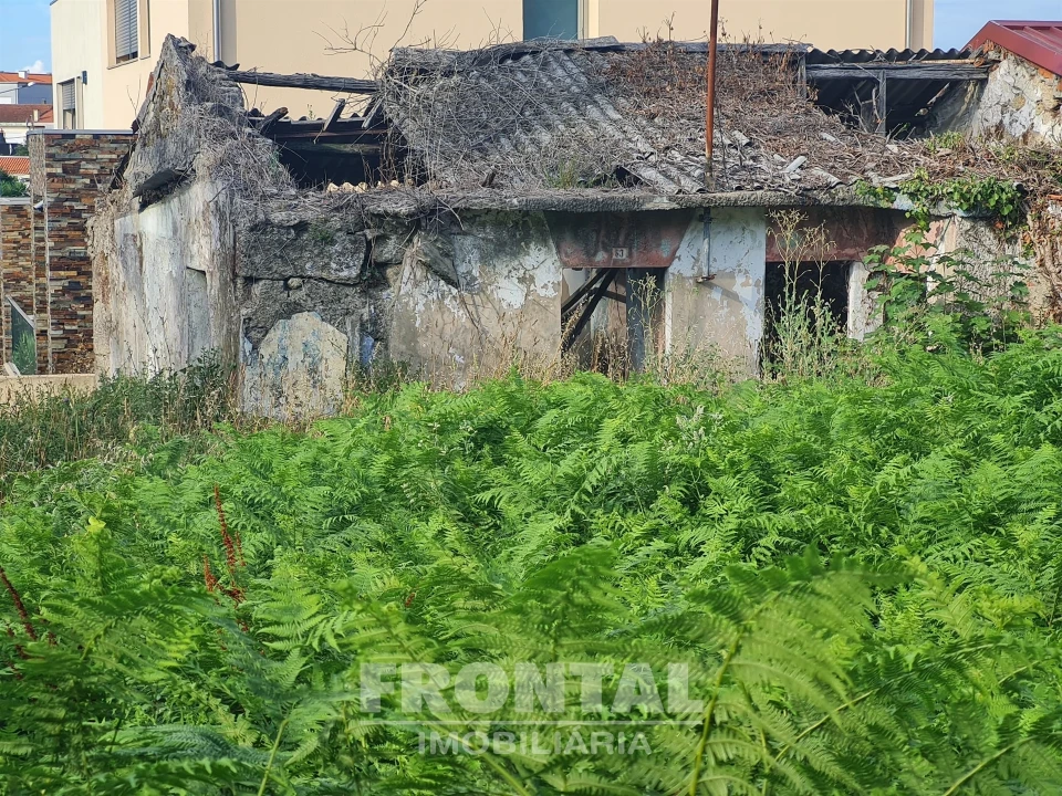 Moradia T0 para Venda em Aguas Santas Foto 1