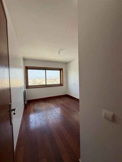 Apartamento T4 para Venda em Matosinhos e Leça da Palmeira