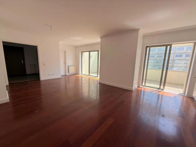 Apartamento T4 para Venda em Matosinhos e Leça da Palmeira Foto 5