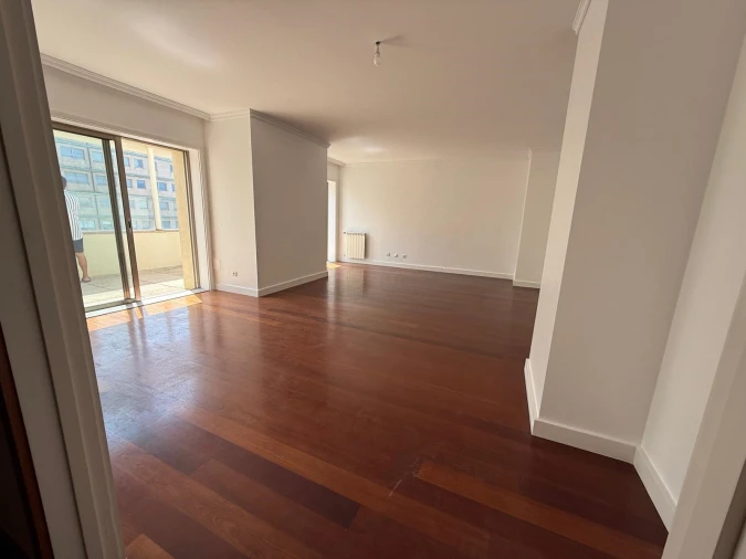 Apartamento T4 para Venda em Matosinhos e Leça da Palmeira Foto 7