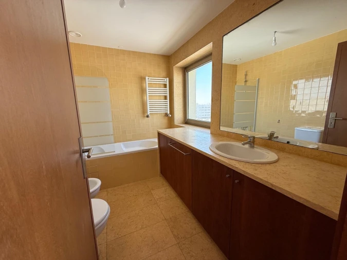 Apartamento T4 para Venda em Matosinhos e Leça da Palmeira Foto 29