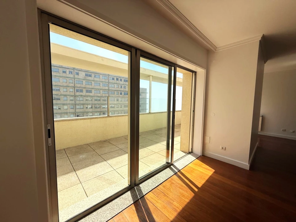 Apartamento T4 para Venda em Matosinhos e Leça da Palmeira Foto 18