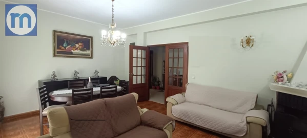 Moradia T5 para Venda em Perafita, Lavra e Santa Cruz do Bispo