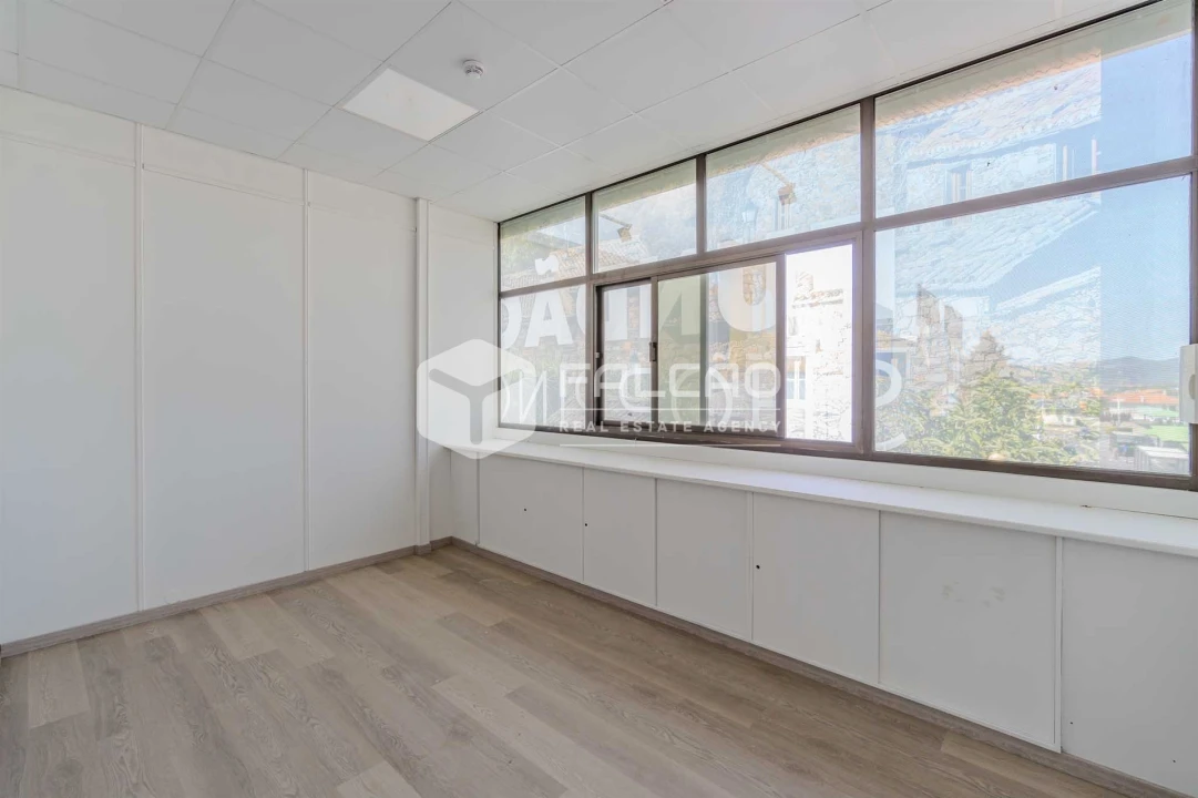 Escritório para Arrendamento em Fundão, Valverde, Donas, A. Joanes, A. Nova Cabo Foto 8