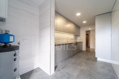 Apartamento T3 para Venda em Cedofeita, Santo Ildefonso, Sé, Miragaia, São Nicolau e Vitória
