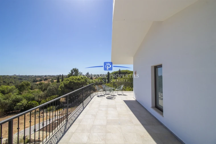 Moradia T4 para Venda em Lagoa e Carvoeiro Foto 22