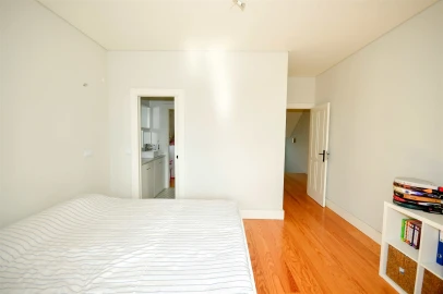 Moradia T5 para Venda em Aldoar, Foz do Douro e Nevogilde