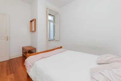 Apartamento T3 para Venda em Santa Maria e São Miguel, São Martinho, São Pedro Penaferrim