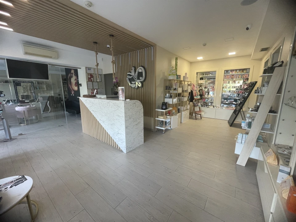 Negócio para Venda em Seia, São Romão e Lapa dos Dinheiros Foto 1