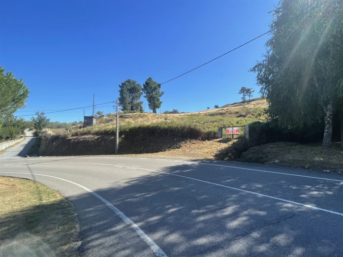 Quinta T3 para Venda em Melo e Nabais Foto 3