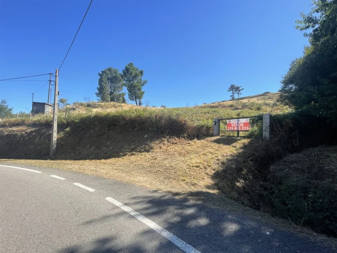 Quinta T3 para Venda em Melo e Nabais Foto 2