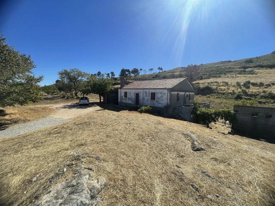 Quinta T3 para Venda em Melo e Nabais Foto 6