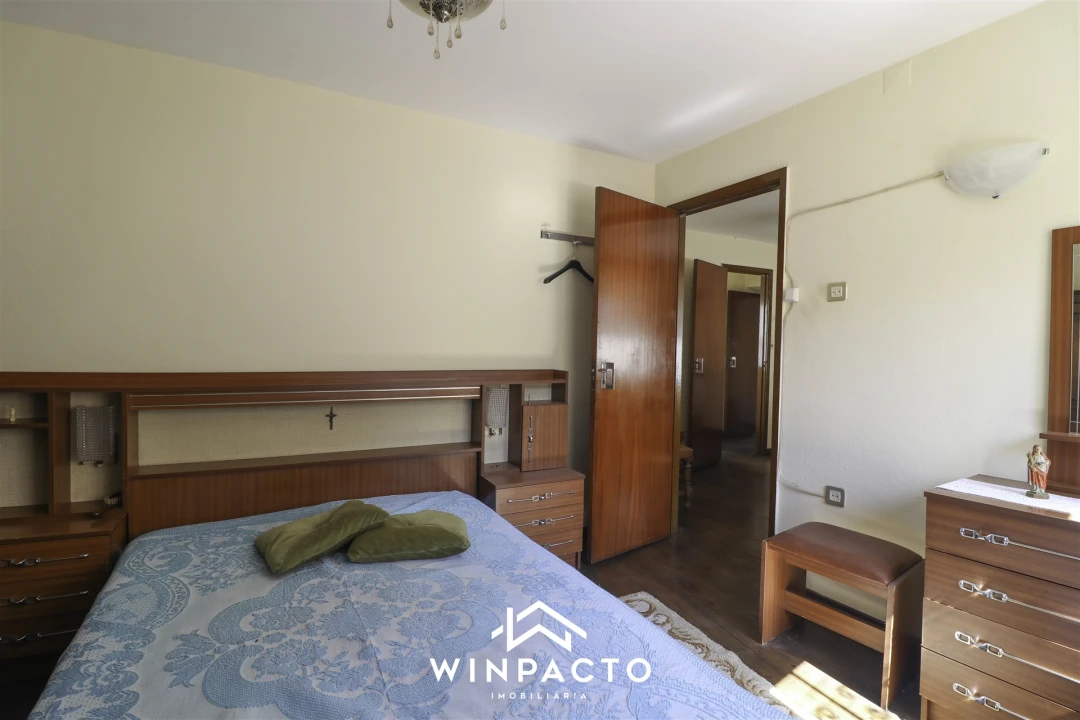 Moradia T1 para Venda em Santiago de Cassurrães e Póvoa de Cervães Foto 17