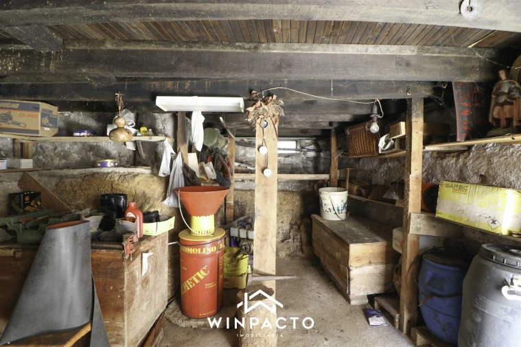 Moradia T1 para Venda em Santiago de Cassurrães e Póvoa de Cervães Foto 29