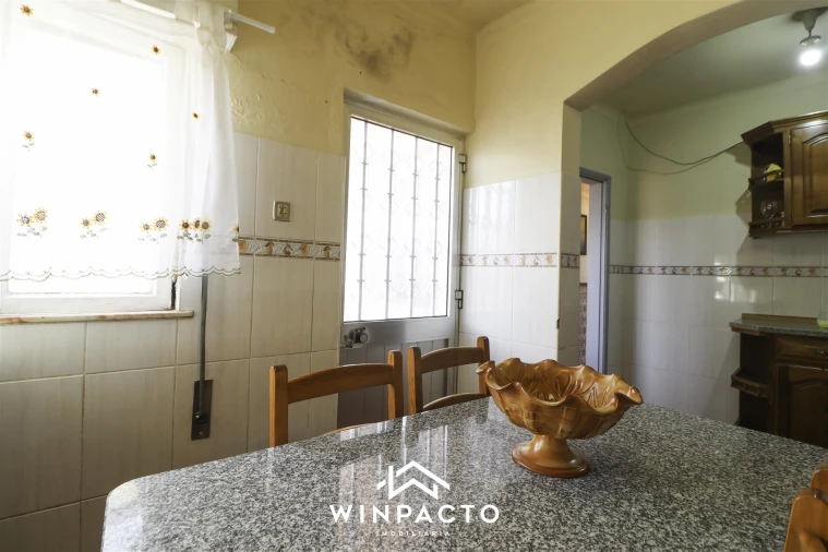 Moradia T3 para Venda em Espinho Foto 12