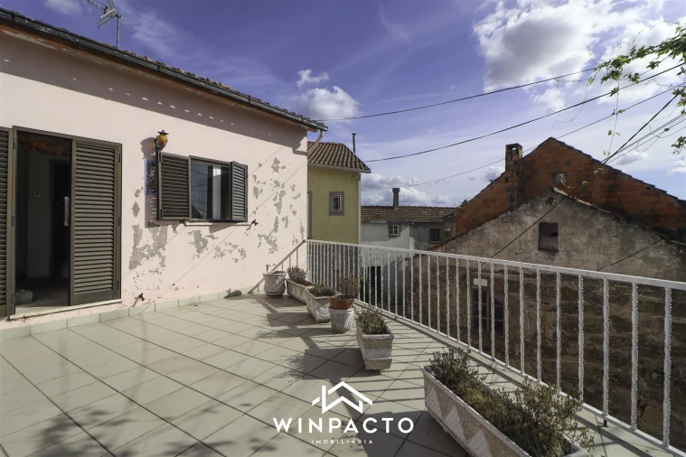 Moradia T3 para Venda em Espinho Foto 52