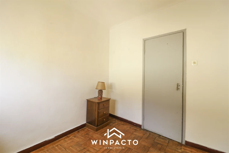 Moradia T3 para Venda em Espinho Foto 40