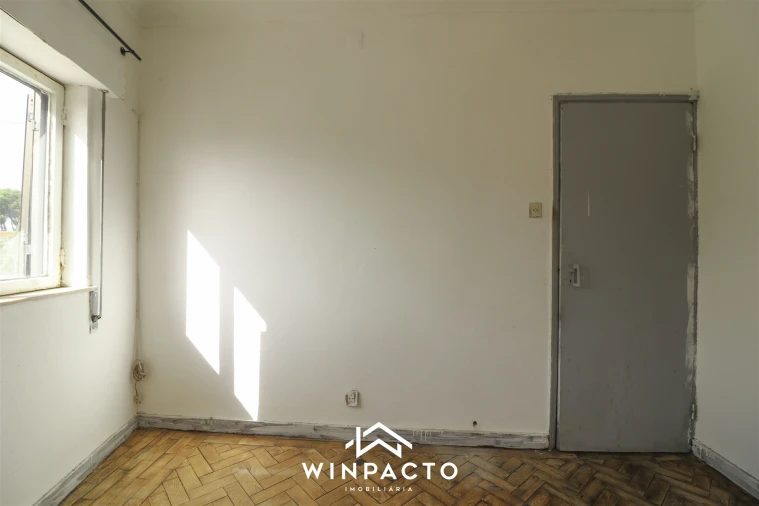 Moradia T3 para Venda em Espinho Foto 22