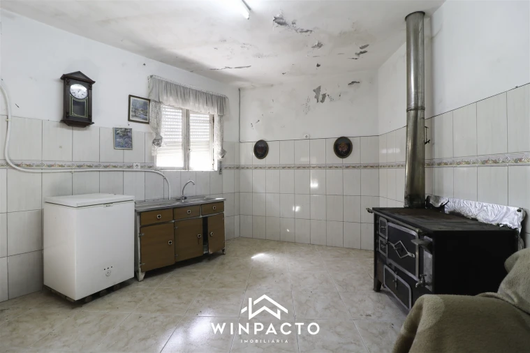 Moradia T3 para Venda em Espinho Foto 47