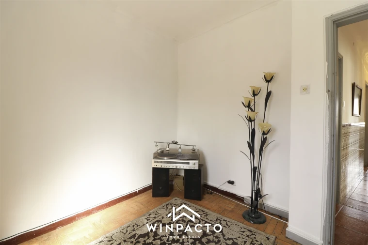 Moradia T3 para Venda em Espinho Foto 31