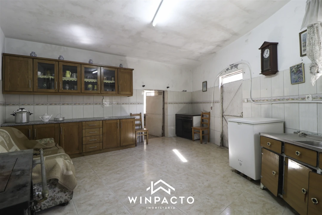 Moradia T3 para Venda em Espinho Foto 46