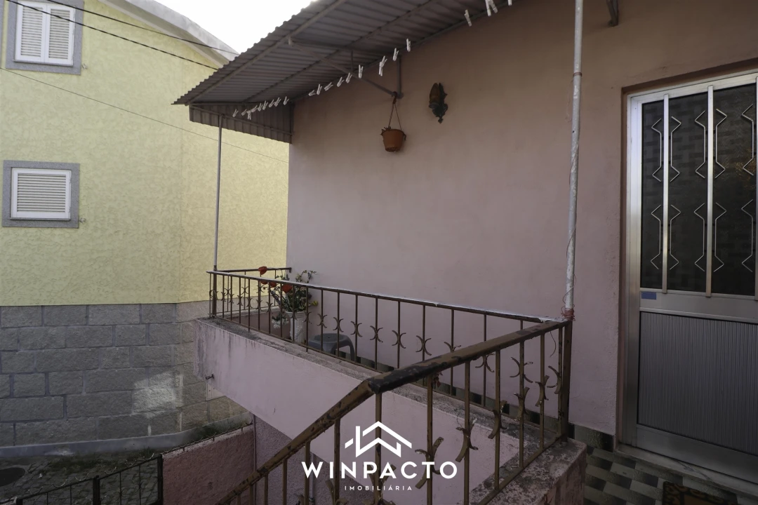 Moradia T3 para Venda em Espinho Foto 51