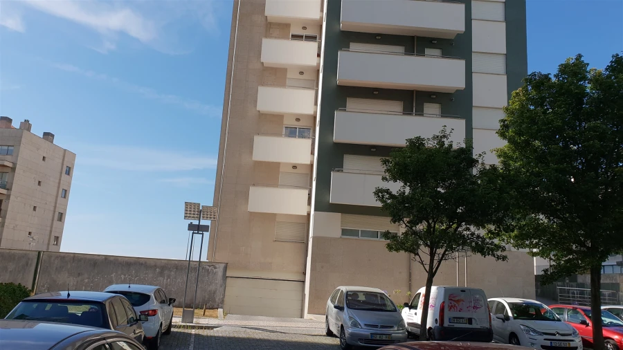 Garagem para Venda em Póvoa de Varzim, Beiriz e Argivai Foto 2