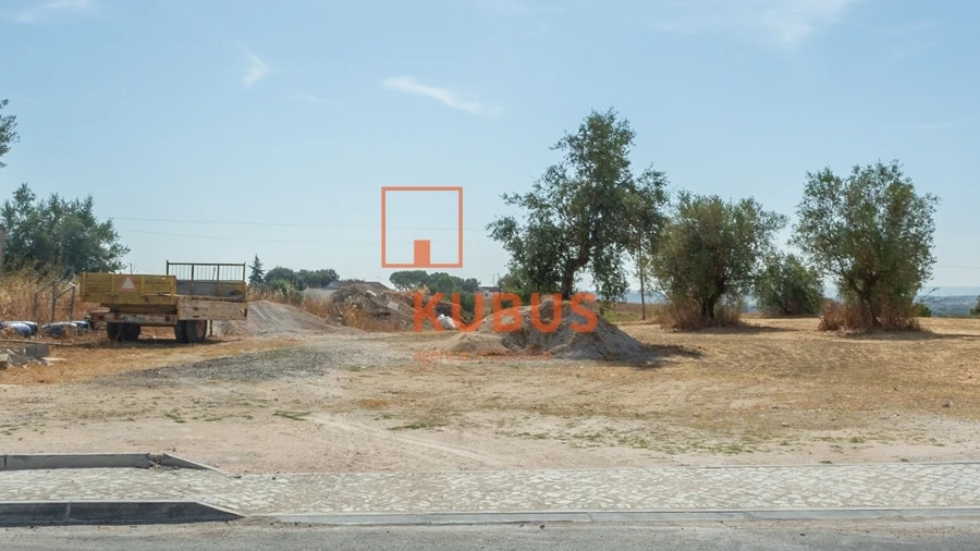 Terreno para Venda em Casével e Vaqueiros