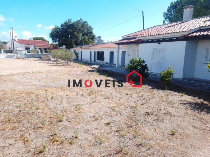 Moradia T5 para Venda em Vale de Santarem Foto 20