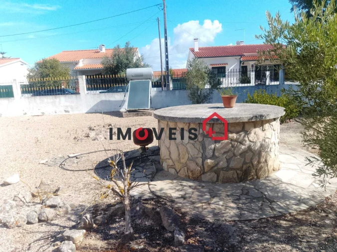 Moradia T5 para Venda em Vale de Santarem Foto 13