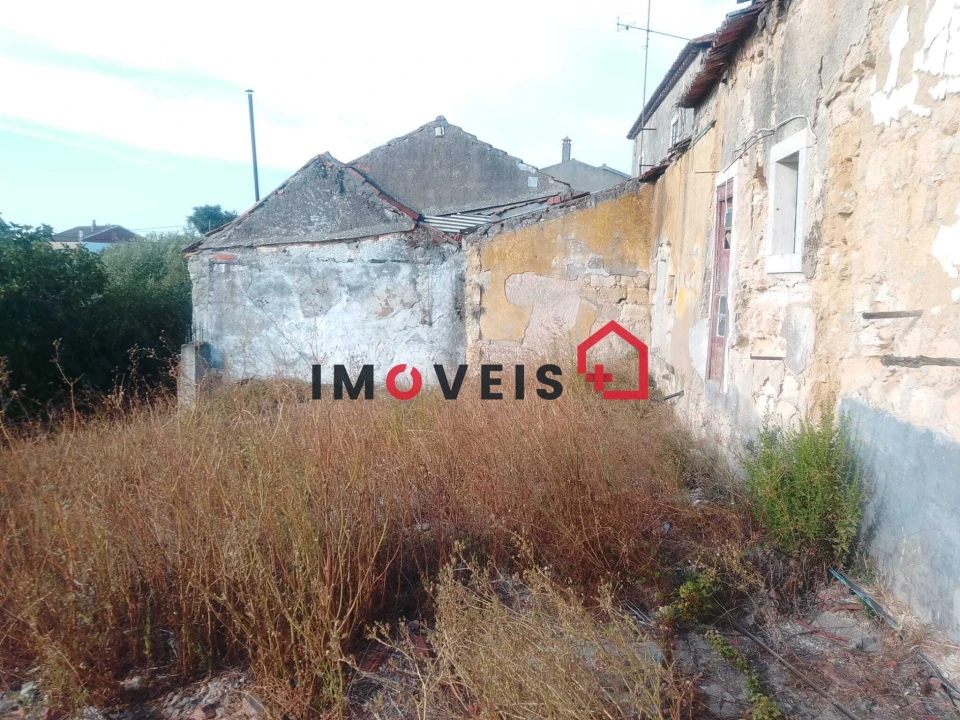 Moradia T2 para Venda em Achete, Azoia de Baixo e Póvoa de Santarém Foto 8